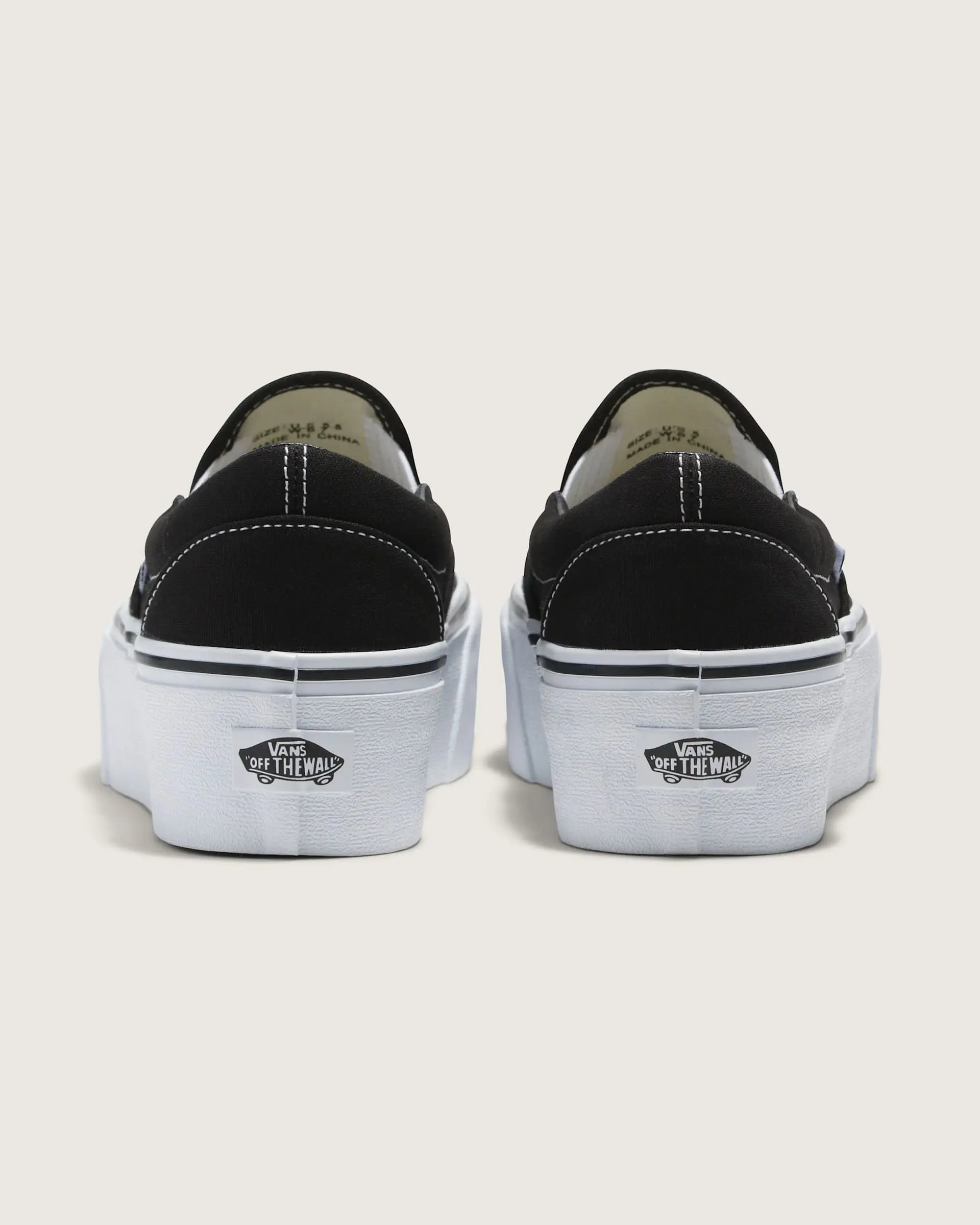 Vans Unisex Classic Slip-On Platform Low Top Sneakers